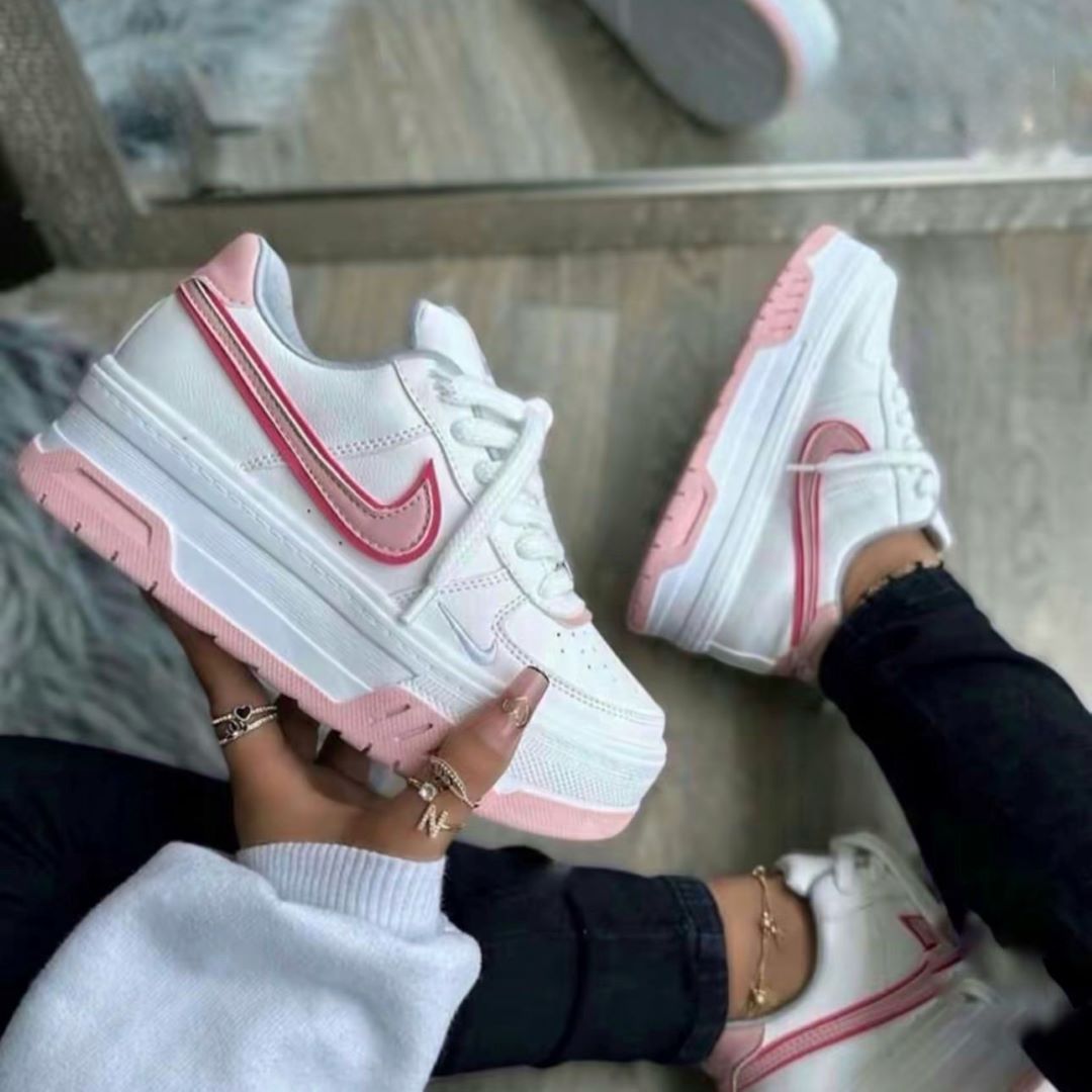 NIKE SUELA ALTA